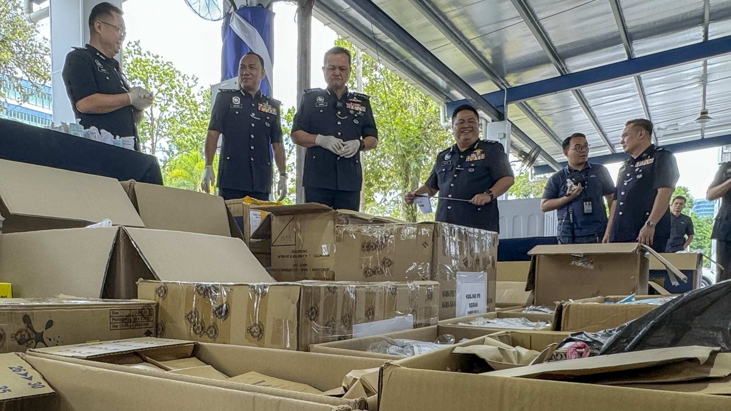 Sarawak Police to Destroy Over RM2.6 Million Worth of Illegal Drugs and Poisons