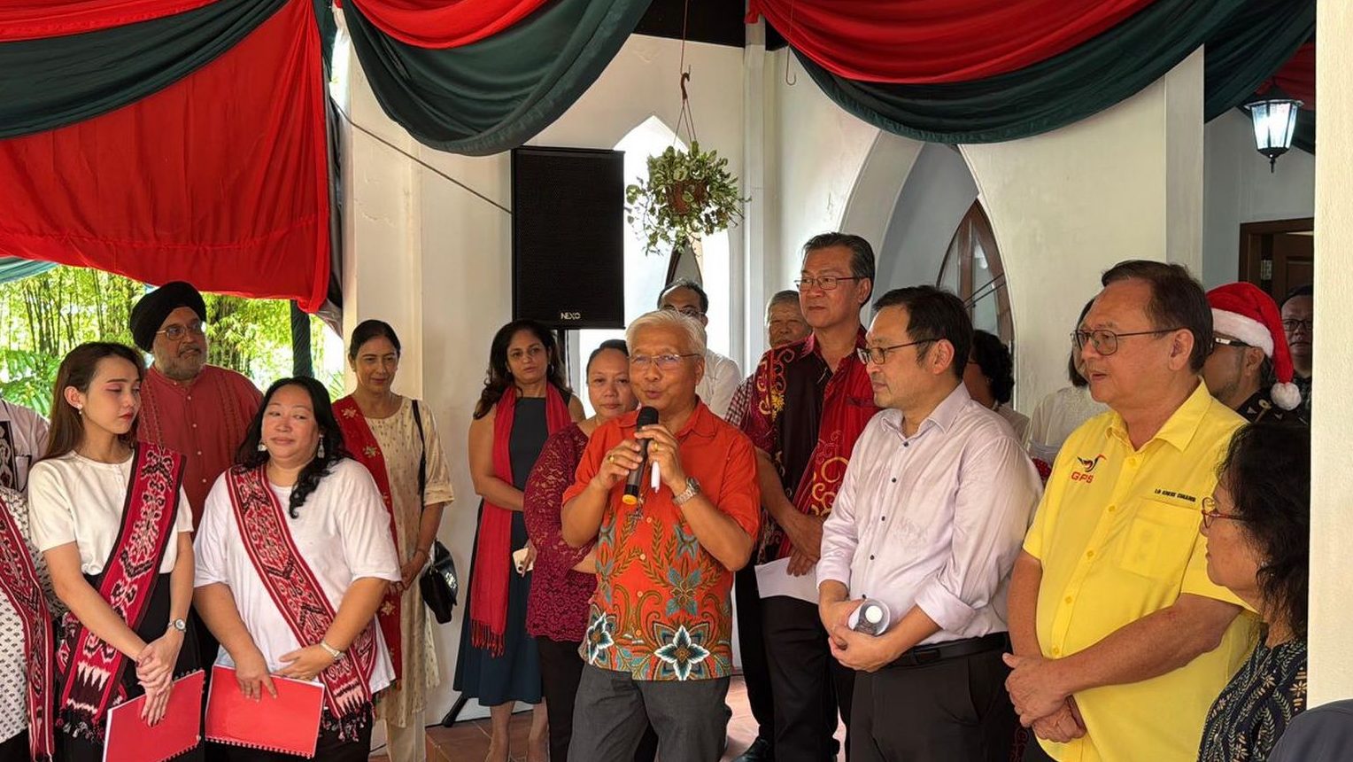 Anglican Church Hosts Heartwarming Christmas Open House in Kuching