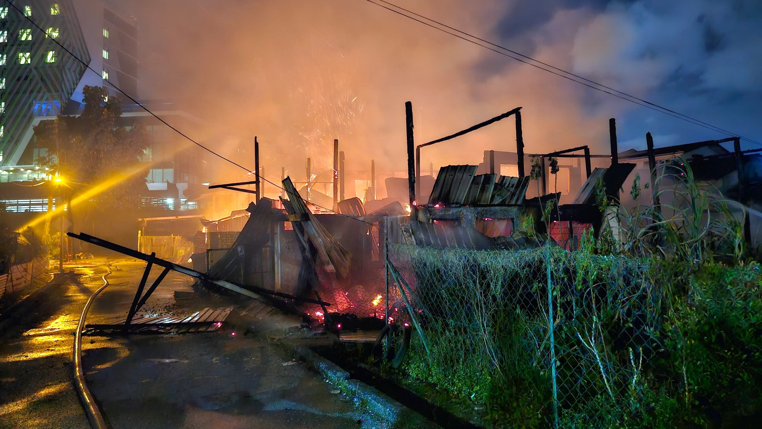 Kuching Fire Disaster Swift Response Saves Lives, Community Unites