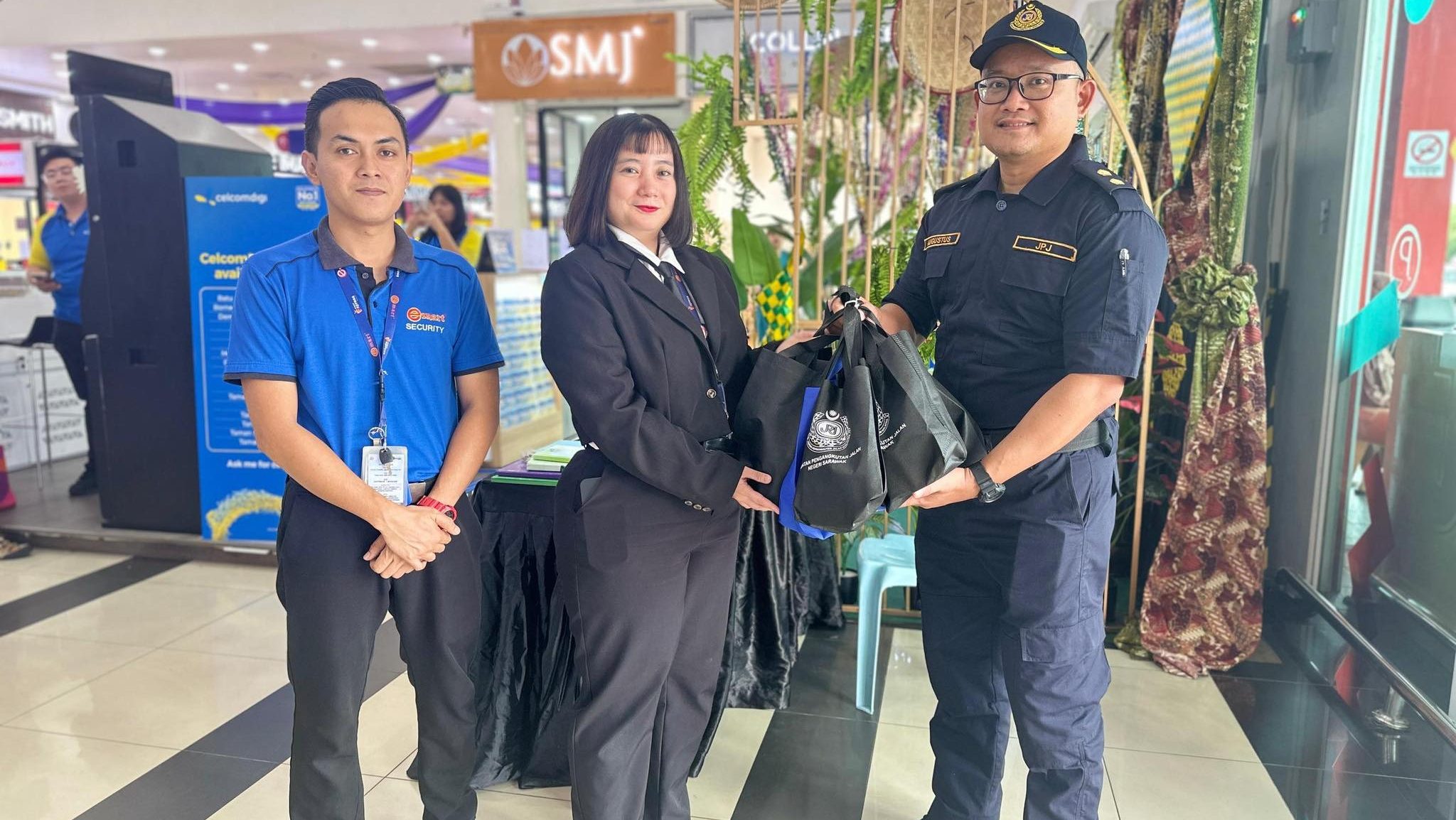Gerak Rahmah Bubur Lambuk 2025 Strengthening Unity in Sarawak