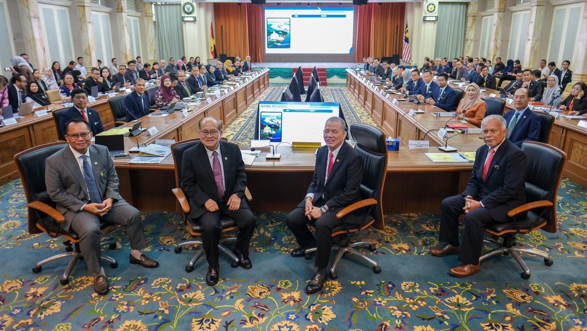 Sarawak Strengthens Development Plans MTPNG 2025 Meeting in Kuching