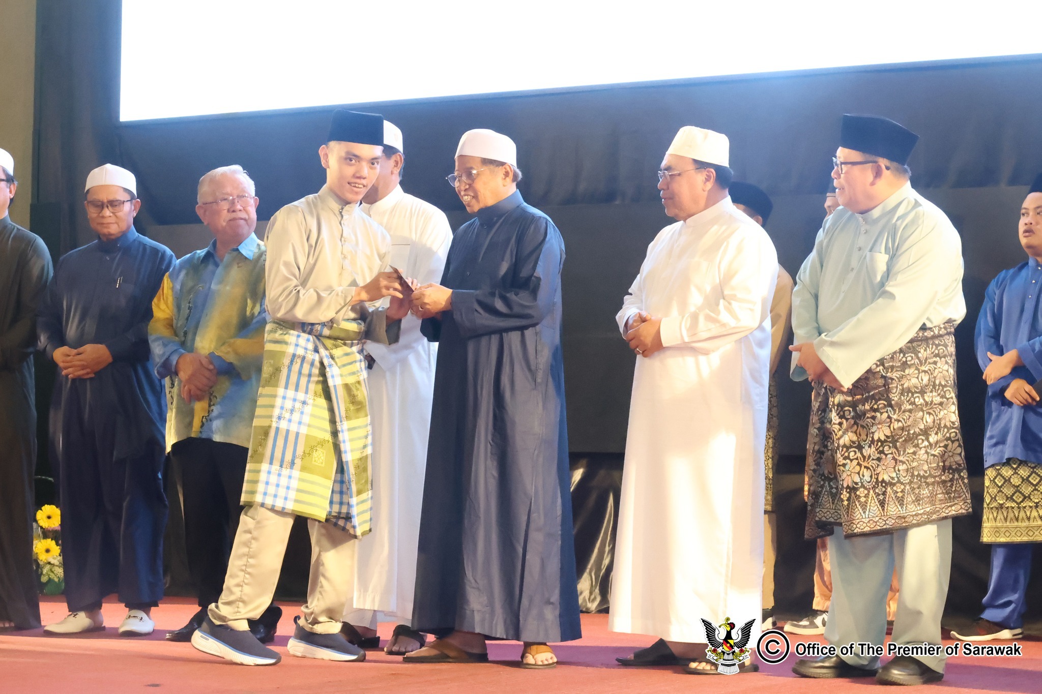YAB Premier Strengthens Bonds and Supports Orphans at DBKU Ramadan Event