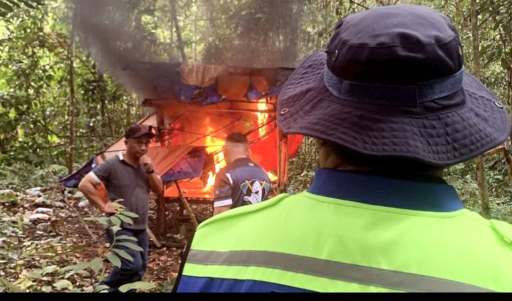 AADK Destroys Drug Den in Sungai Asap, Belaga to Curb Rural Trafficking 2 AADK Destroys Drug Den in Sungai Asap, Belaga to Curb Rural Trafficking