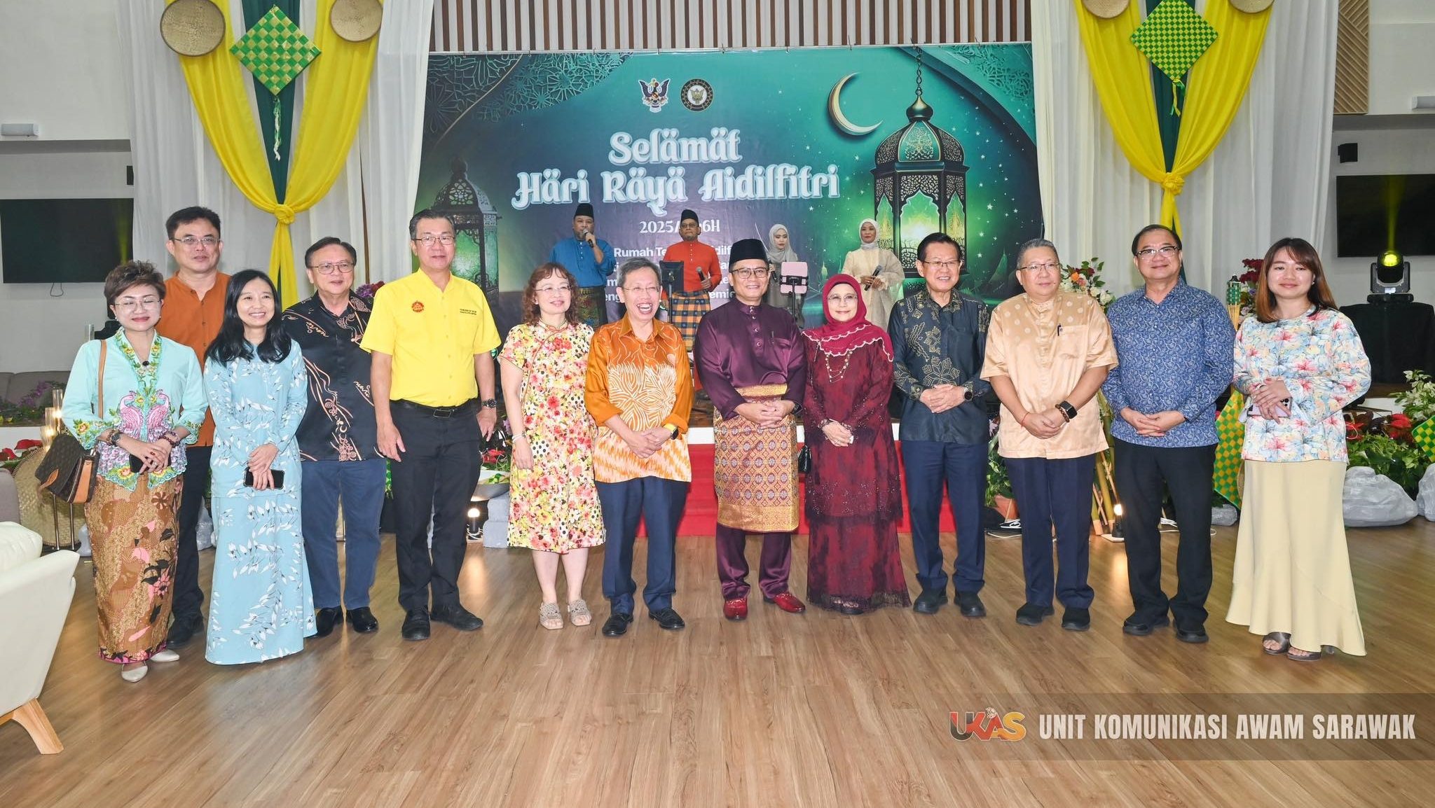 Over 1,000 Visitors Celebrate Hari Raya at Sarawak Government Open House