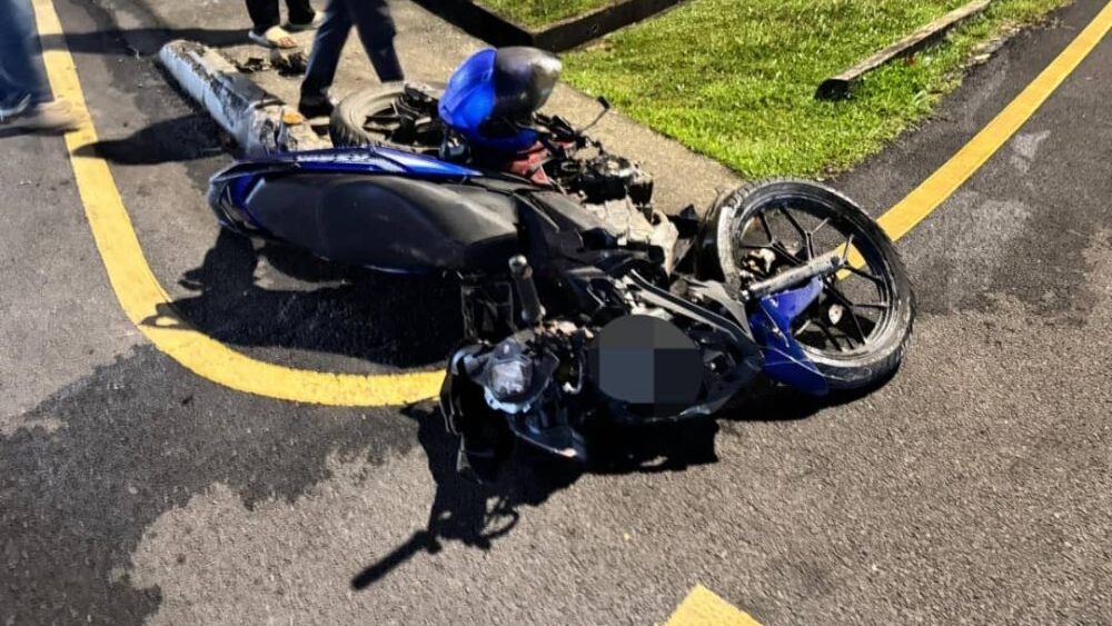 Red Light Tragedy Bintulu Motorcyclist Killed in Late-Night Crash