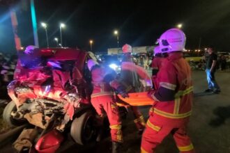 Tragic Late-Night Crash at Bintulu Paragon Two Dead, Two Injured