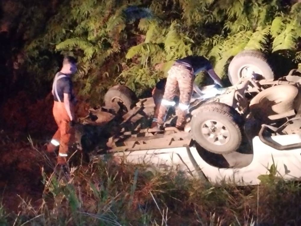 Two Dead, One Injured in Pan Borneo Highway Four-Wheel Drive Accident 2 Two Dead, One Injured in Pan Borneo Highway Four-Wheel Drive Accident