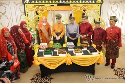 YAB Premier and TYT Grace the SAMarindok Aidilfitri Ceremony in Kuching