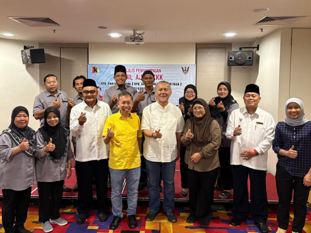 Batu Kawa Welcomes New JKKK Leaders to Boost Community Growth 2 Batu Kawa Welcomes New JKKK Leaders to Boost Community Growth