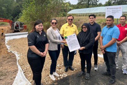 Better Roads for Farmers Kampung Tematu & Bumbok See Progress