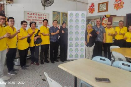 Dong Ge Team Brings PERKESO Services Closer to Kuching Residents