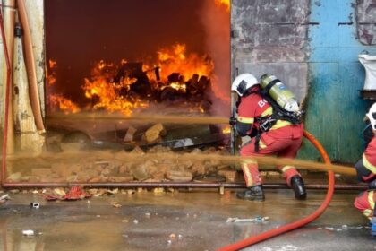 Fire Erupts at Bintawa Plastic Storage Store, No Casualties Reported