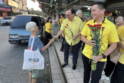 Heartwarming Mother’s Day Celebration at 3rd Mile Market