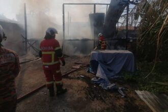 Kampung Bintawa Ulu House Razed in Morning Fire, No Injuries Reported