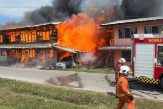 Kampung Sungai Pegei Fire 4 Families Lose Home in Mukah Blaze