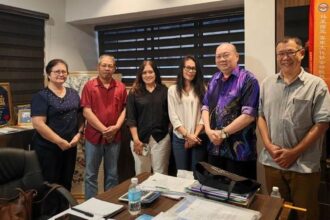 Leaders from 5 Iban Villages Gather Ahead of Gawai Charity Food Basket Event in Tabuan Jaya