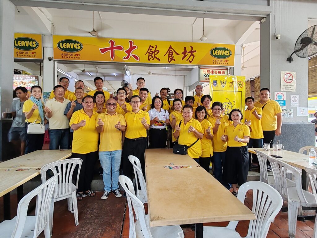 SUPP Batu Lintang Brings Mobile Help to Tabuan Heights Locals 2 SUPP Batu Lintang Brings Mobile Help to Tabuan Heights Locals