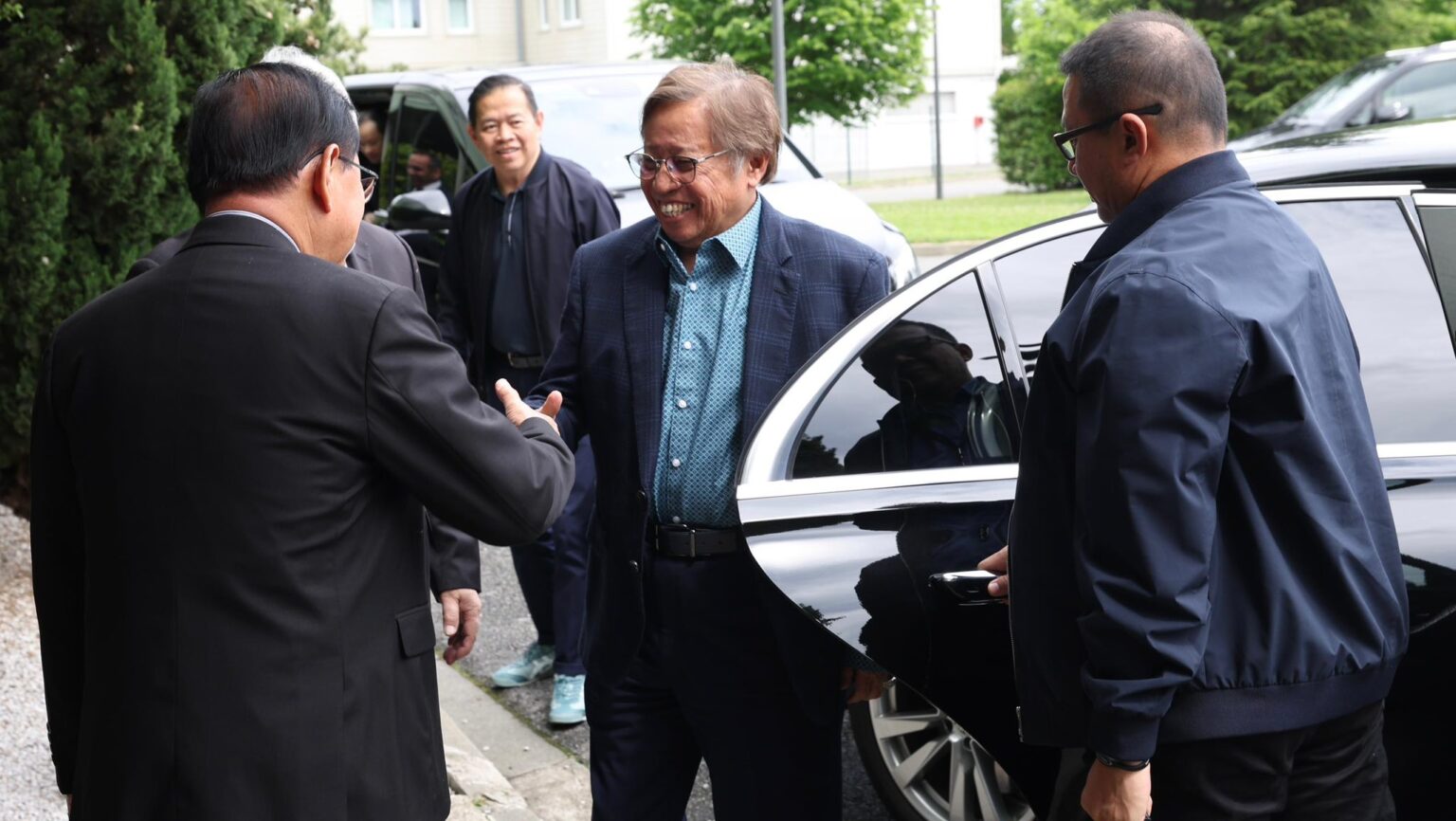 Sarawak Premier Visits Toulouse to Boost Aviation and Economic Ties