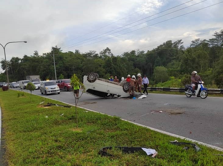 Woman Injured in Early Morning Alza Crash in Sibu 2 Woman Injured in Early Morning Alza Crash in Sibu