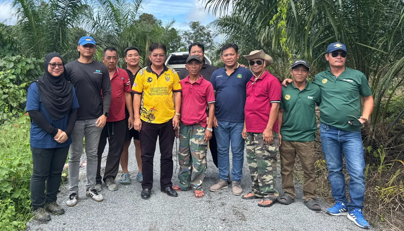 ADUN Opar Conducts Final Review of Three Agricultural Road Projects in Lundu