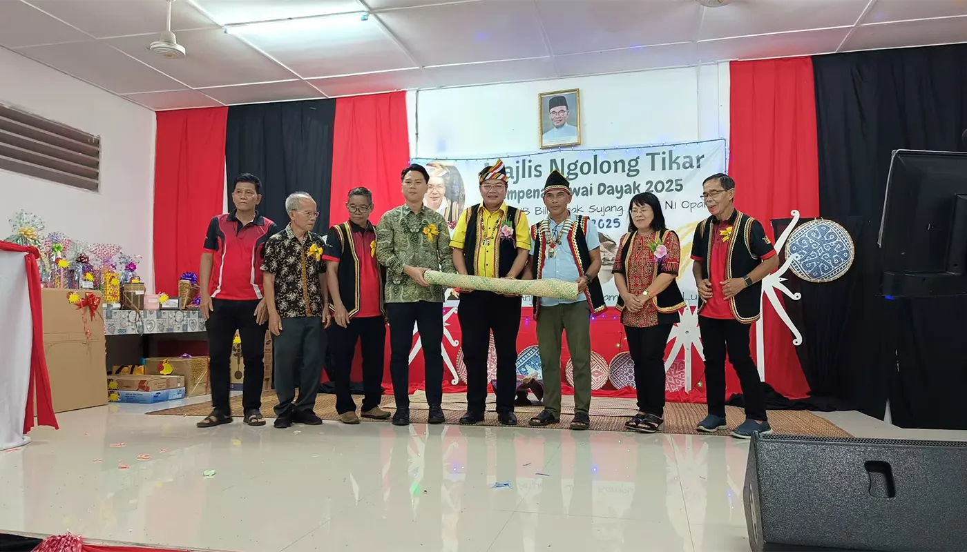 Carpet Rolling Ceremony to Honor the Identity of Salako Nation
