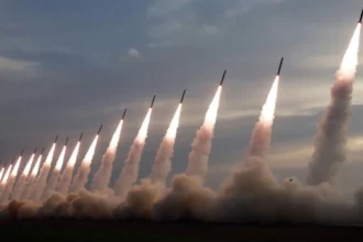 Iran Launches New Missile Salvo on Israeli-Controlled Areas Amid Escalation