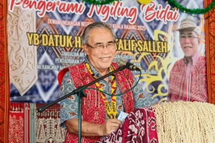 Len Talif Salleh, YB Yusuf Abd Wahab Attend Ngiling Bidai Hay Ceremony