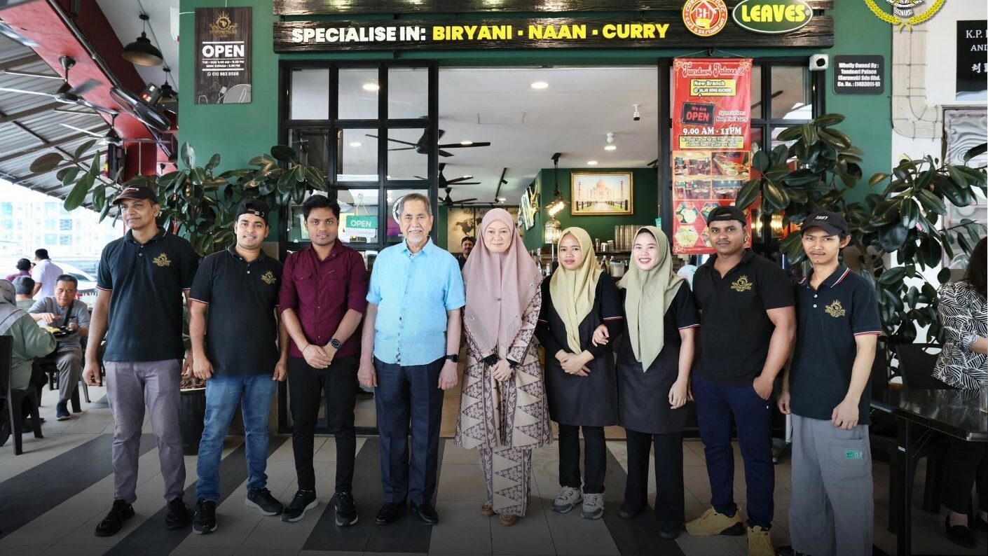 TYT Sarawak Enjoys Breakfast With Family at Tandoori Palace Kuching