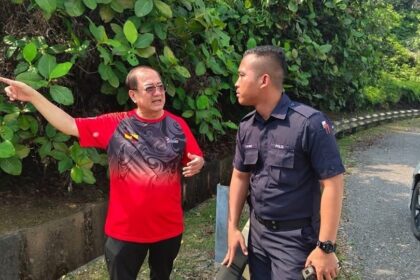 Tanjong Batu Hill Climbing Area Closed After Fire Incident Today