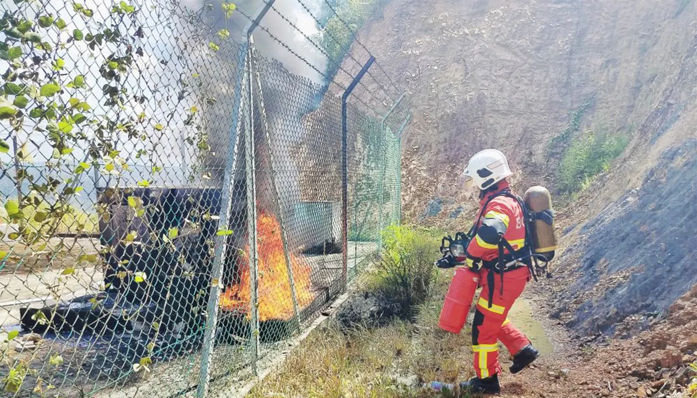 Telecom Power Generator Destroyed in Fire on Betong Hill