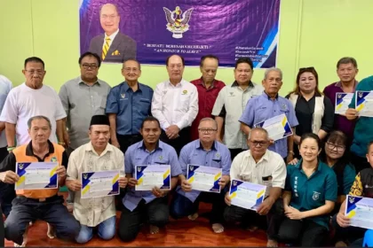 11 Associations and JKKKs in Puyut & Lubuk Nibung Receive RM153,000 in MRP Grants