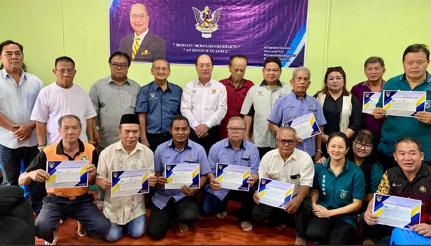 11 Associations and JKKKs in Puyut & Lubuk Nibung Receive RM153,000 in MRP Grants
