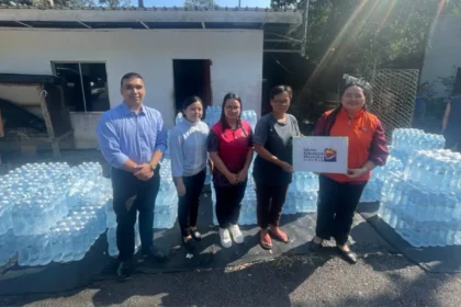 460 Boxes of Drinking Water Delivered to Three Longhouses in Sri Aman