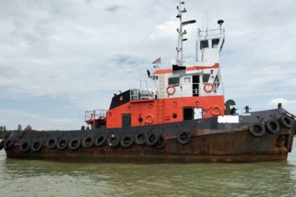 8 Tugboat Crew Caught by MMEA in Bintulu Waters