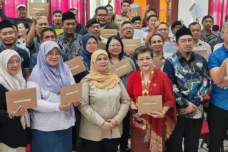82 Organisations Get RM550,000 from Kota Samarahan MP