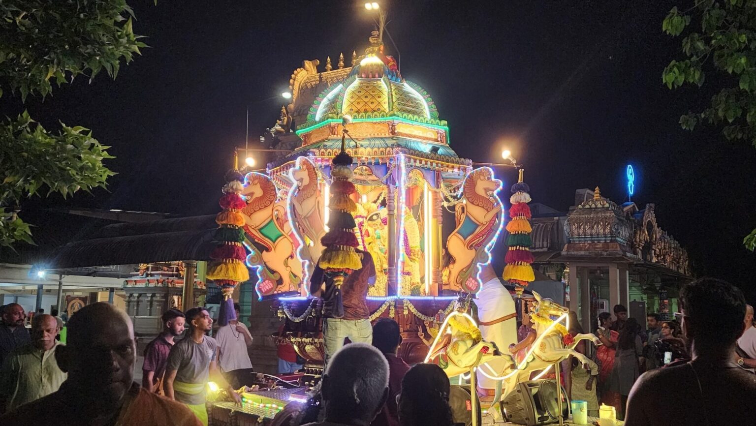 Aadipooram Festival 2025 Promotes Religious Harmony in Kuching
