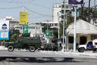 Al-Shabab Siege Ends at Mogadishu Hotel After 14-Hour Battle; 21 Killed