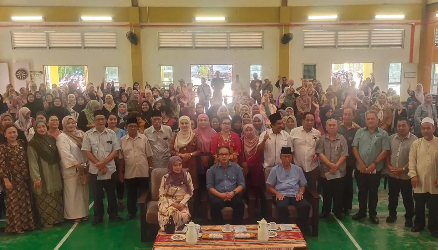 Betong Parenting Workshop Equips Families for Digital Age