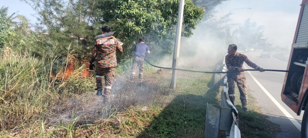 Bushfire Alert in Miri Fire Brigade Urges Public to Stop Open Burning