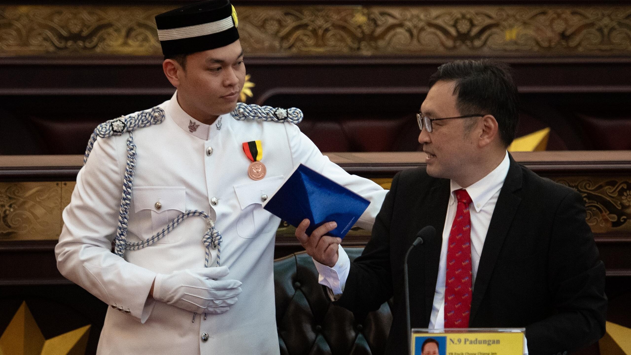 Chong Chieng Jen Ejected from Sarawak DUN After Heated Exchange