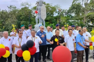 Kapit Riverbank Project Enhances Rural Development and Celebrates Local Identity