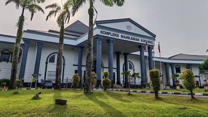 Kuching Man Fined RM2,500 for Smashing Car Windscreen with Rock