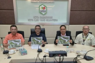 MPKS Intensifies Firefighting Efforts at Kampung Plaie Landfill