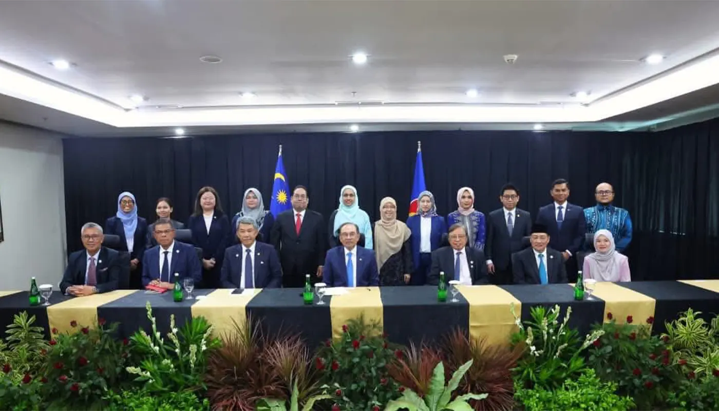 Malaysia-Indonesia Talks Boost Cross-Border Trade and Green Energy Growth