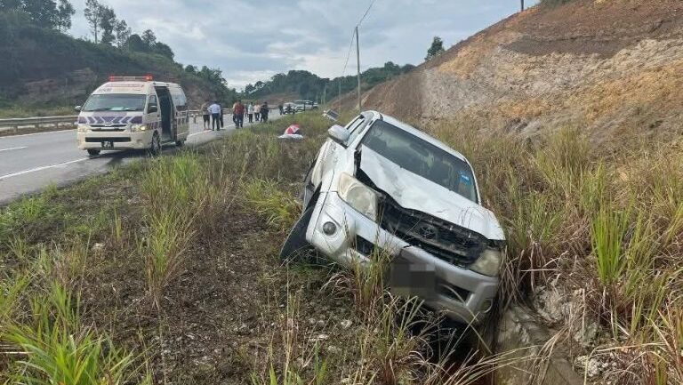 Man Killed After 4WD Hits Him on Pan Borneo Highway