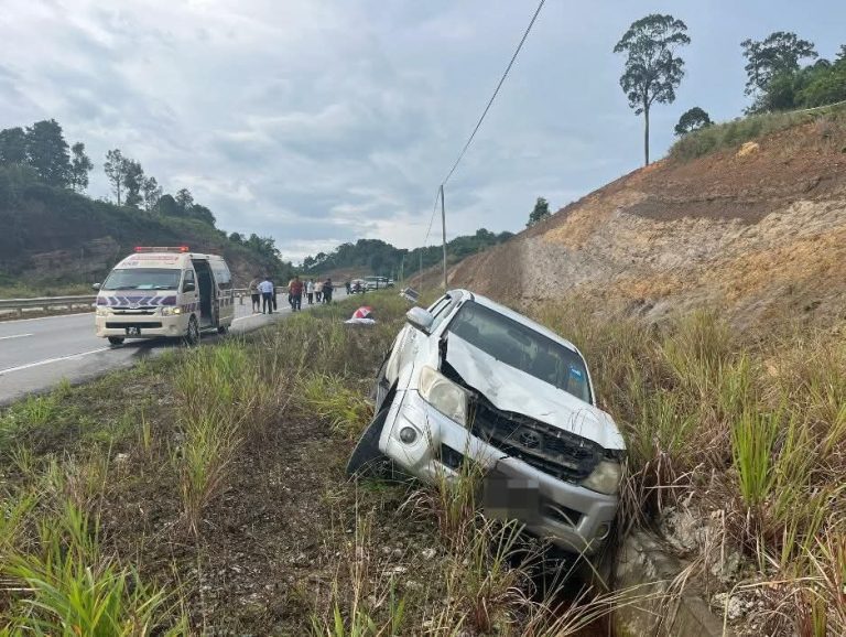 Man Killed After 4WD Hits Him on Pan Borneo Highway