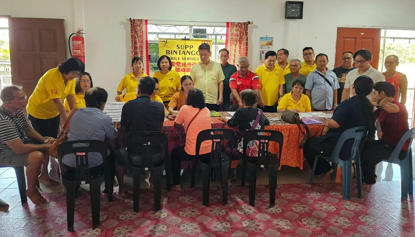 Mobile Service 2U Expands Access to Government Services in Bintangor