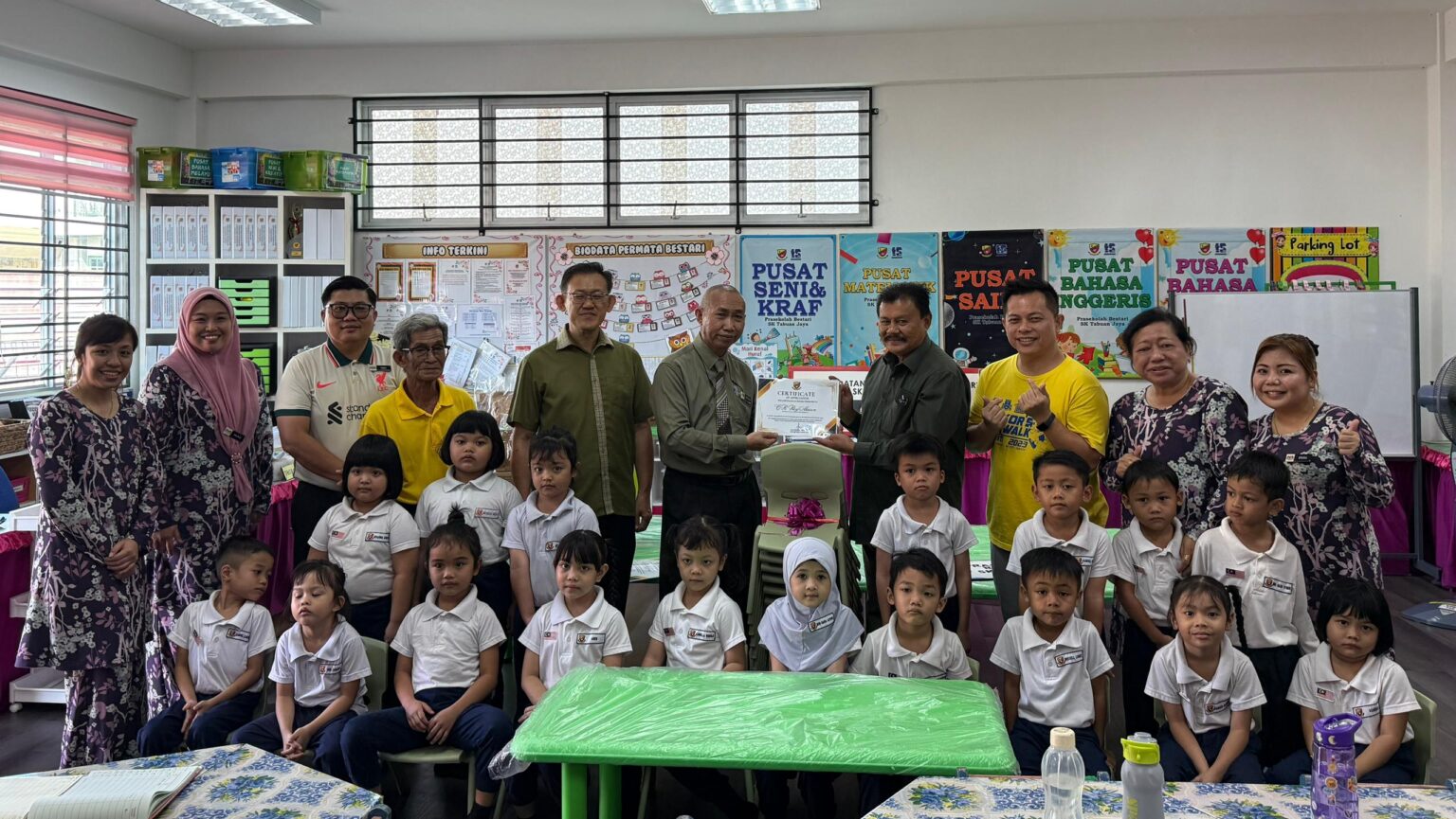 New Tables and Chairs Donated to SK Tabuan Jaya Pre-School