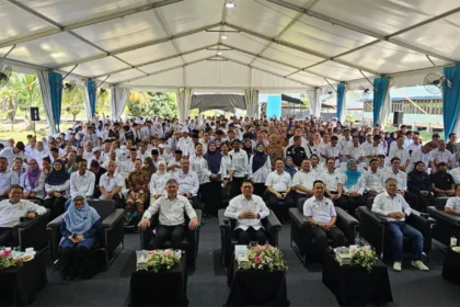 PETRONAS Empowers Education at SMK Sebuyau Through CSR Outreach