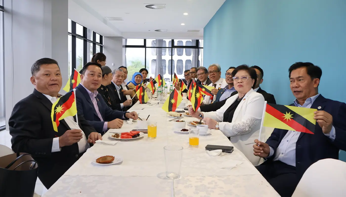 Sarawak Day Spirit Resonates in Parliament with Unity and Culture